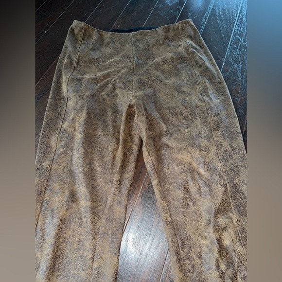 LYSSE Pull On Skinny Leg Tan Faux Suede Leggings - Picture 2 of 4